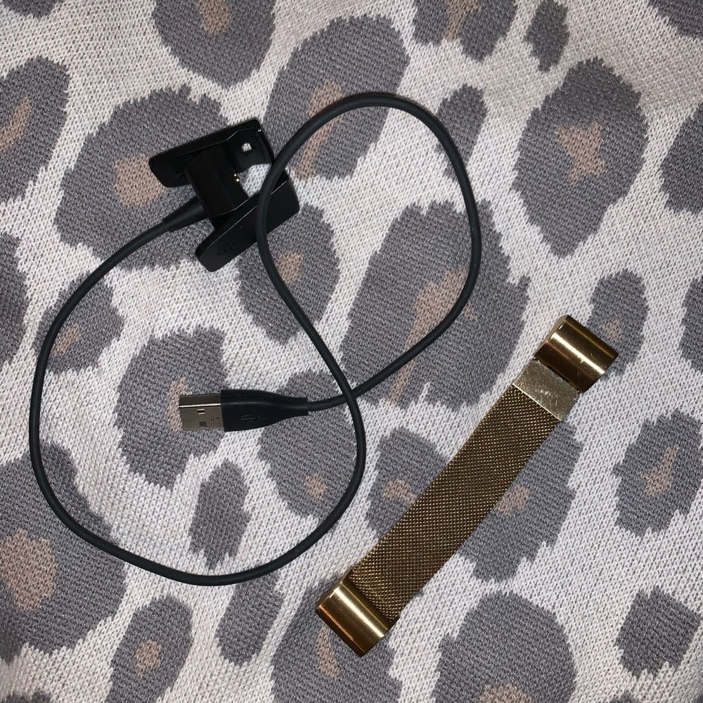 Fitbit Charge Hr - image 3